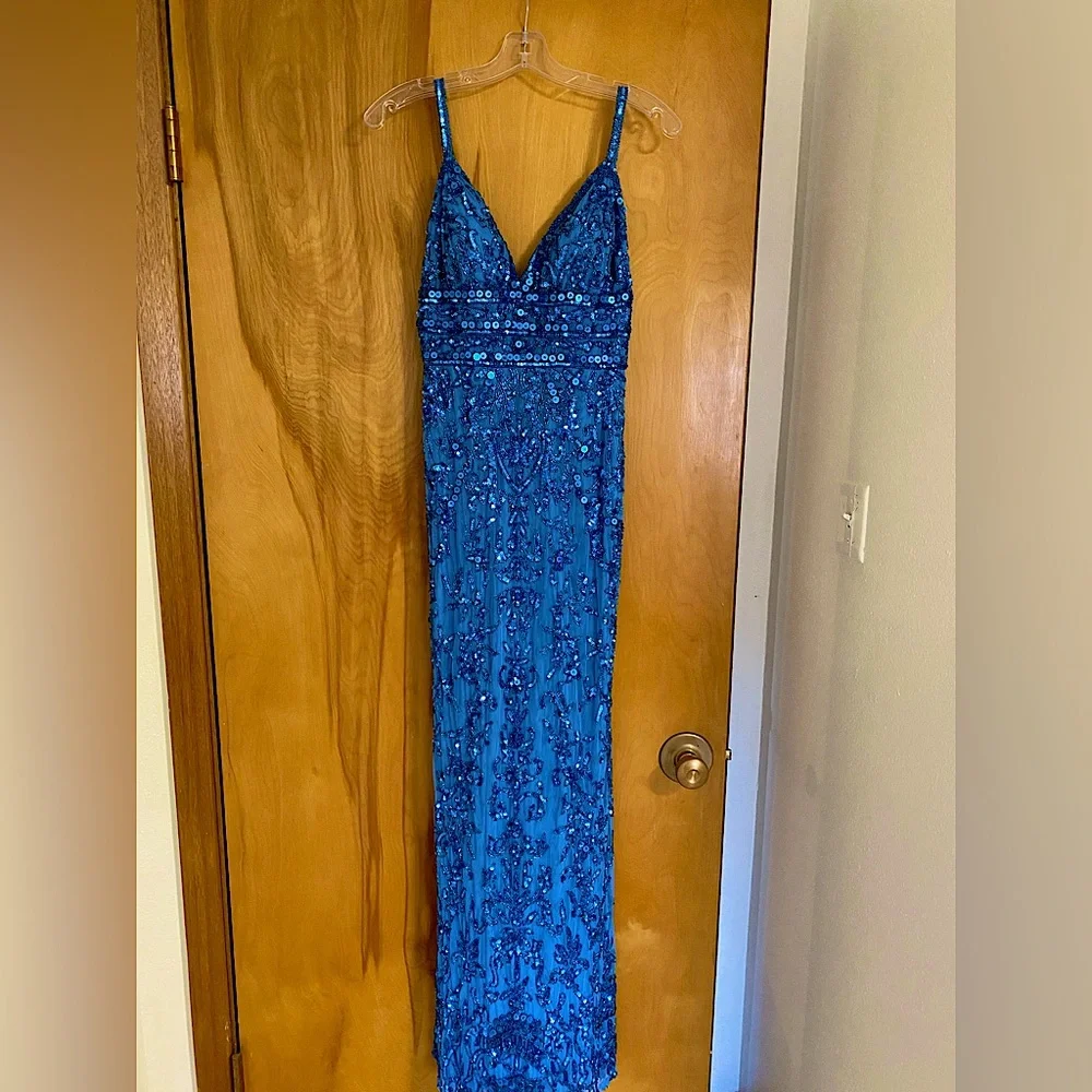Sherri Hill Prom Dress - Picture 1 of 3